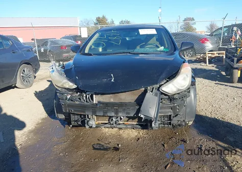 2012 Hyundai Elantra Gls (Ulsan Plant) z USA, uszkodzony, nr VIN KMHDH4AE2CU290391